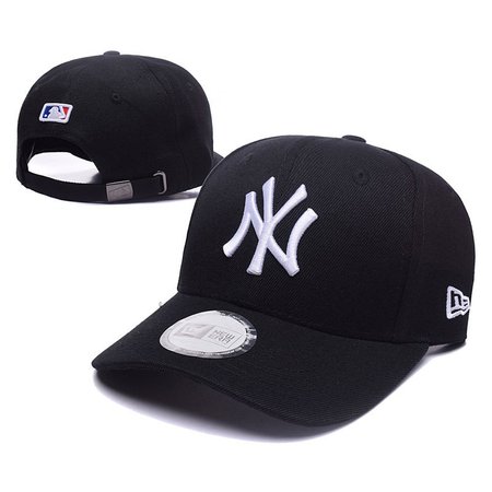 New York Yankeess Adjustable Hat